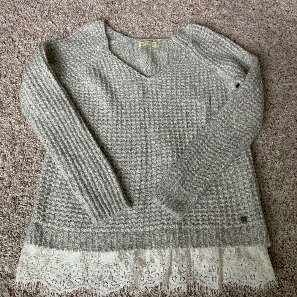 HOLLISTER Sweater